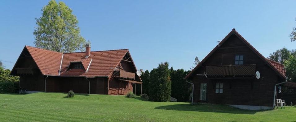 Almos Apartman Balatonfenyves Extérieur photo