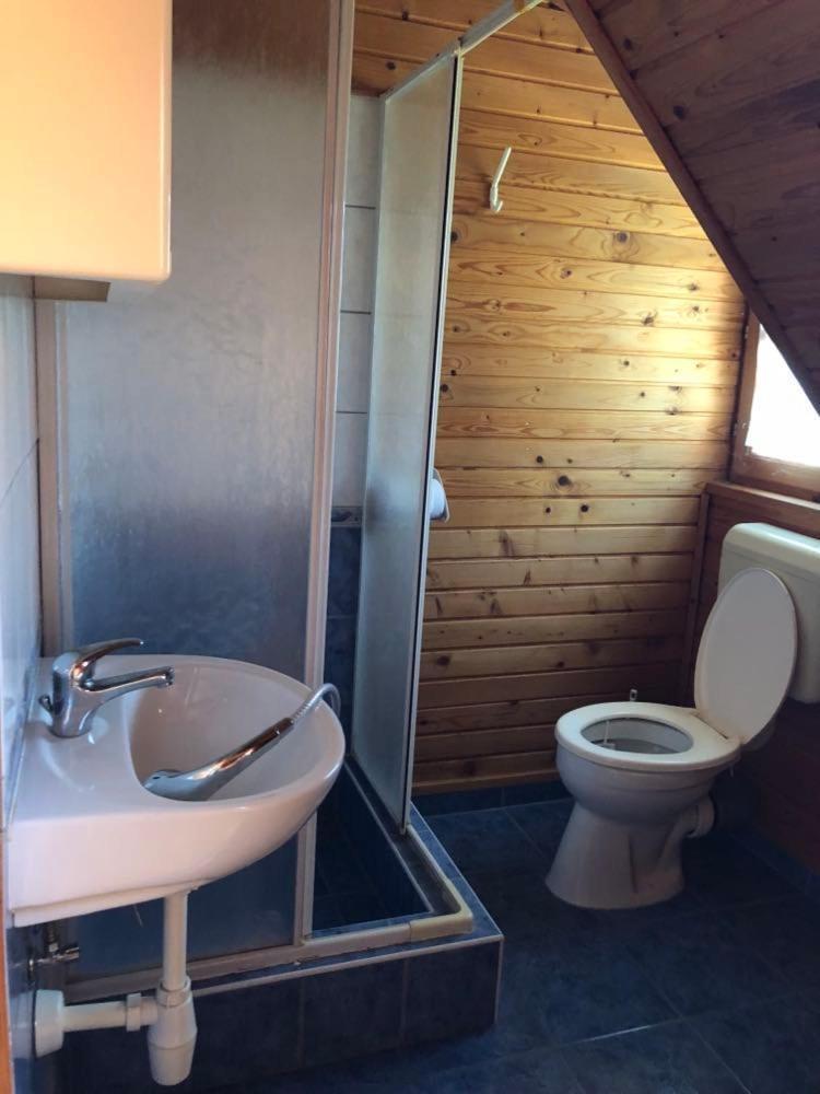 Almos Apartman Balatonfenyves Extérieur photo