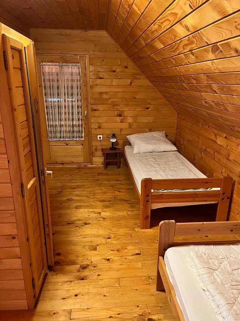 Almos Apartman Balatonfenyves Extérieur photo